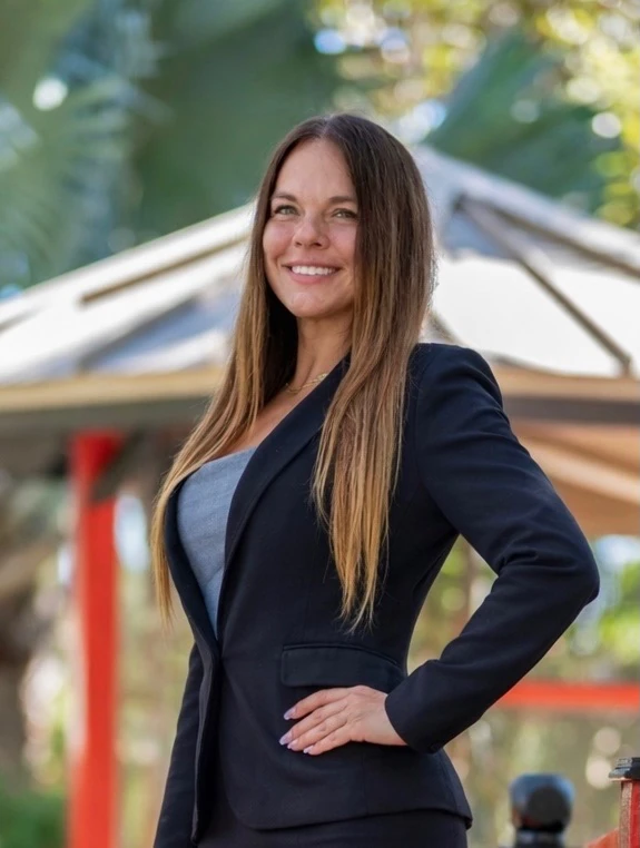 Marines, real estate agent at Key Raton Realty